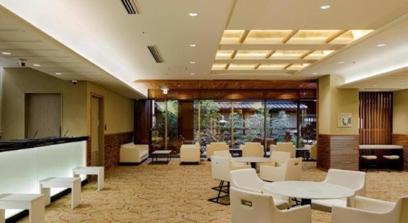 Four Points Flex By Sheraton Kyoto Oike Exterior photo